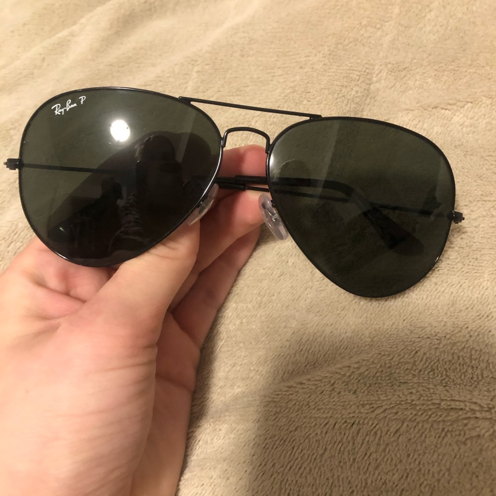 RAY-BAN POLARIZED LARGE 62-14 AVIATOR SUNGLASSES